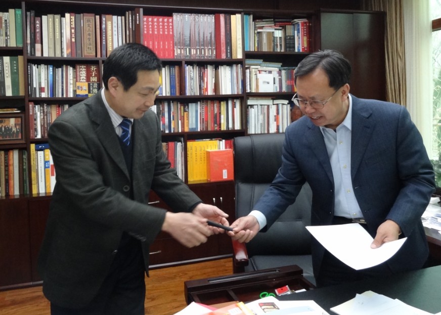 2013年3月20日王老师和中央...